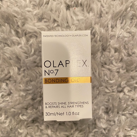 Olaplex No.7 Bonding Oil - Picture 2 of 4